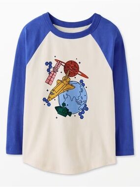 Hanna Andersson Cream Tee with Blue Raglan Sleeves and Space Graphic Size 8